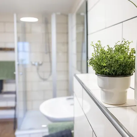 Kleiner Storch - Seehotel Duemmer